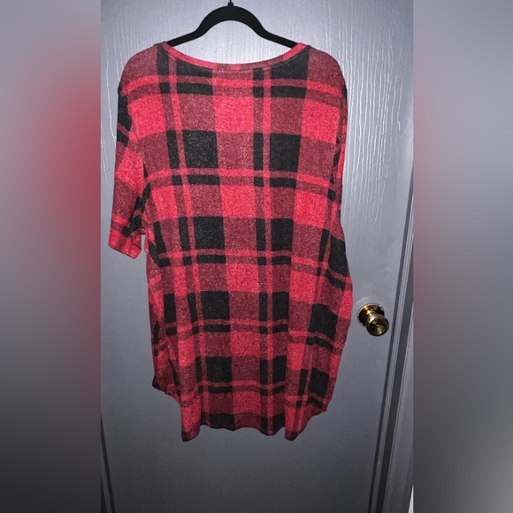 NWOT—24/7 Red Buffalo Plaid Flawless Tee—3X - Picture 2 of 8